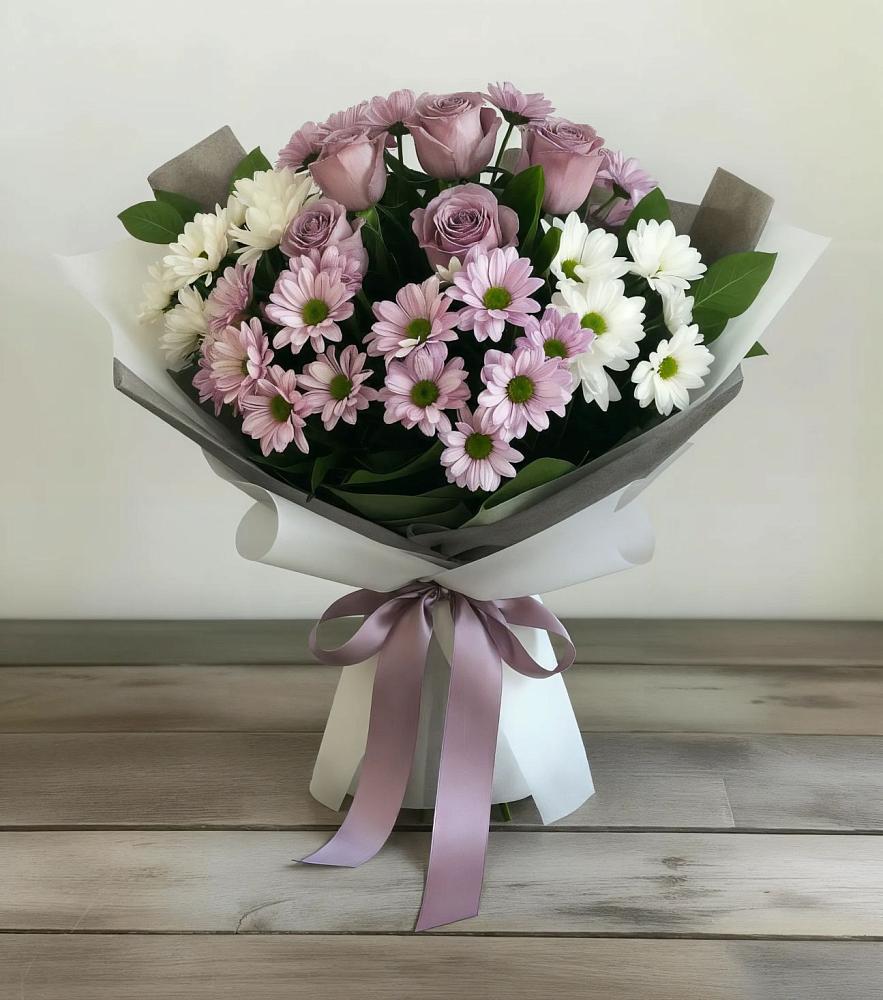 Букет цветов из: Хризантемы и Розы в Омсукчан