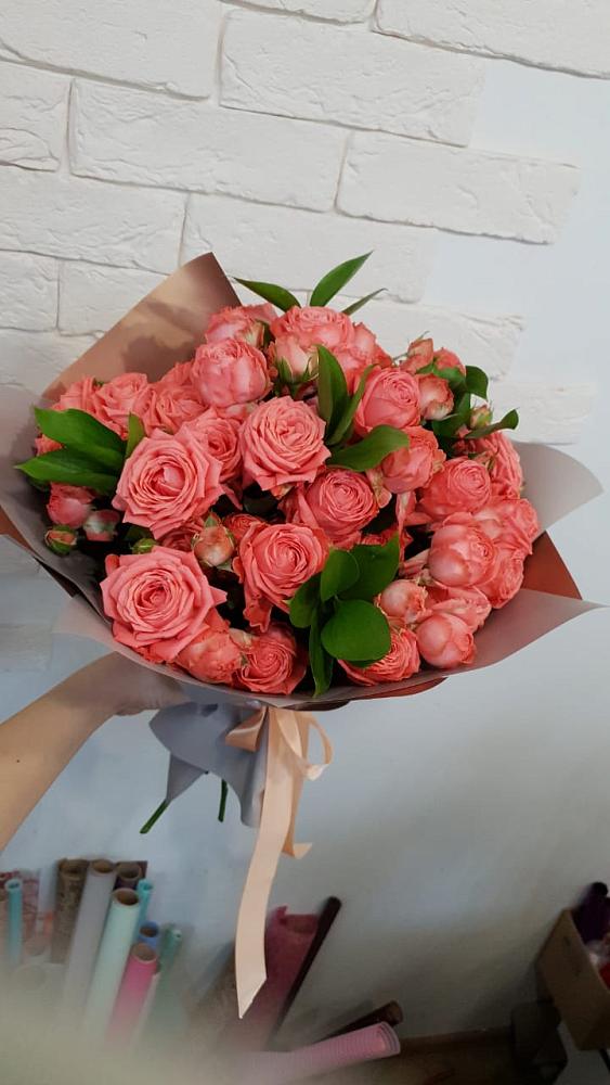 Букет цветов из: Розы в Омсукчан