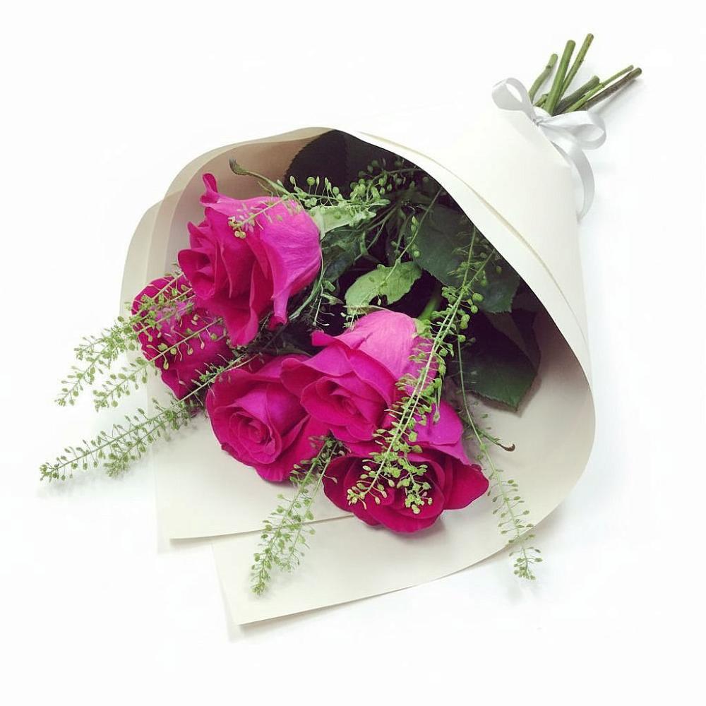 Букет цветов из: Розы в Омсукчан