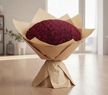 Букет 101 Красная роза в Омсукчан