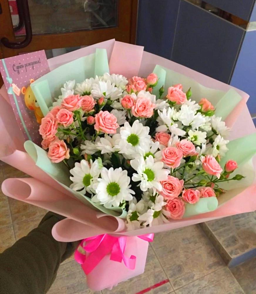 Букет цветов из: Розы и Хризантемы в Омсукчан