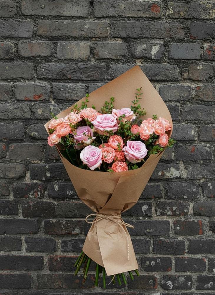 Букет цветов из: Розы в Омсукчан