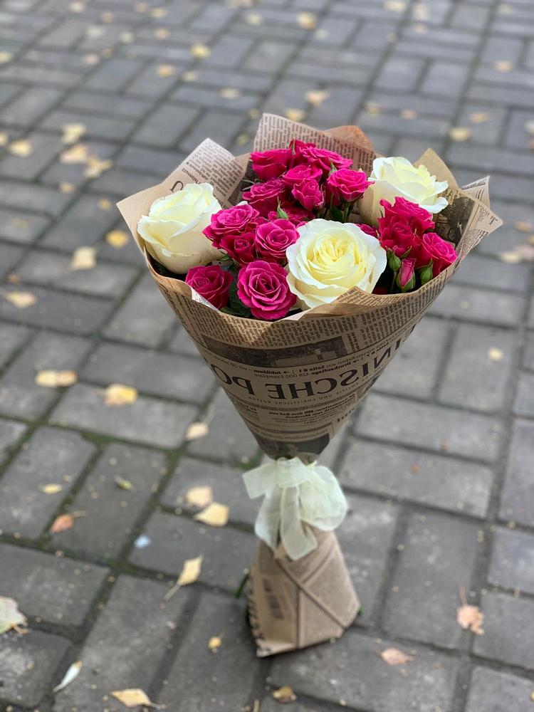 Букет цветов из: Розы в Омсукчан