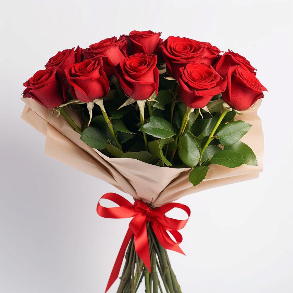 Букет 11 Красных роз Эдлесс Лав в Омсукчан